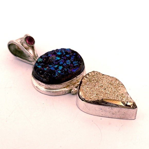 Large 925 Sterling silver druzy quartz pendant 12.3g